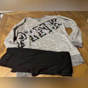 VS pink set gently worn size Xs sweatshirt and brand new never worn Xs legging